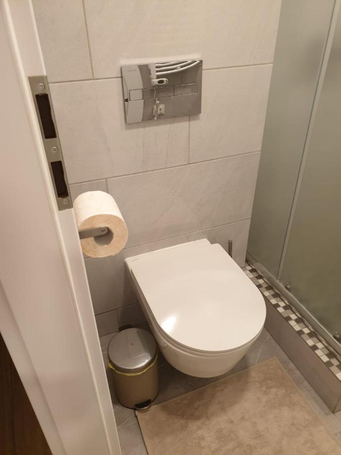 Studio Rent In 자라세이 외부 사진